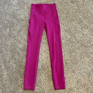COPY - EUC Lululemon invigorate leggings. Ripened Raspberry size 0
